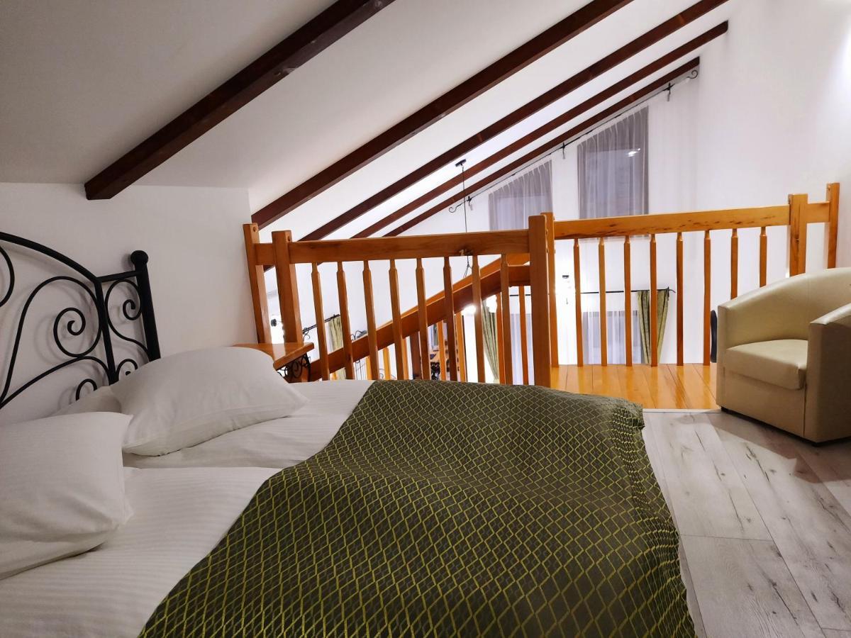 Bed and Breakfast Korona Panzio Odorheiu Secuiesc Exterior foto