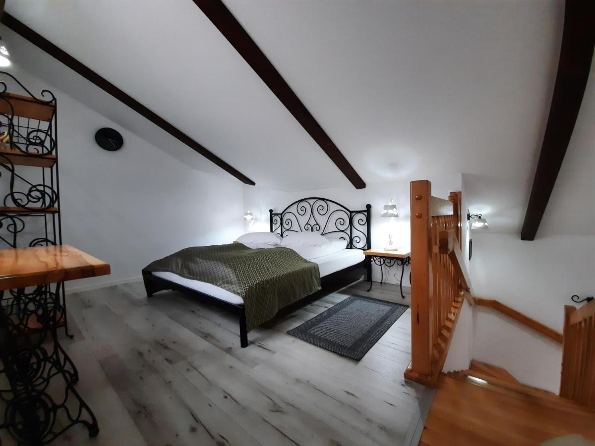 Bed and Breakfast Korona Panzio Odorheiu Secuiesc Exterior foto