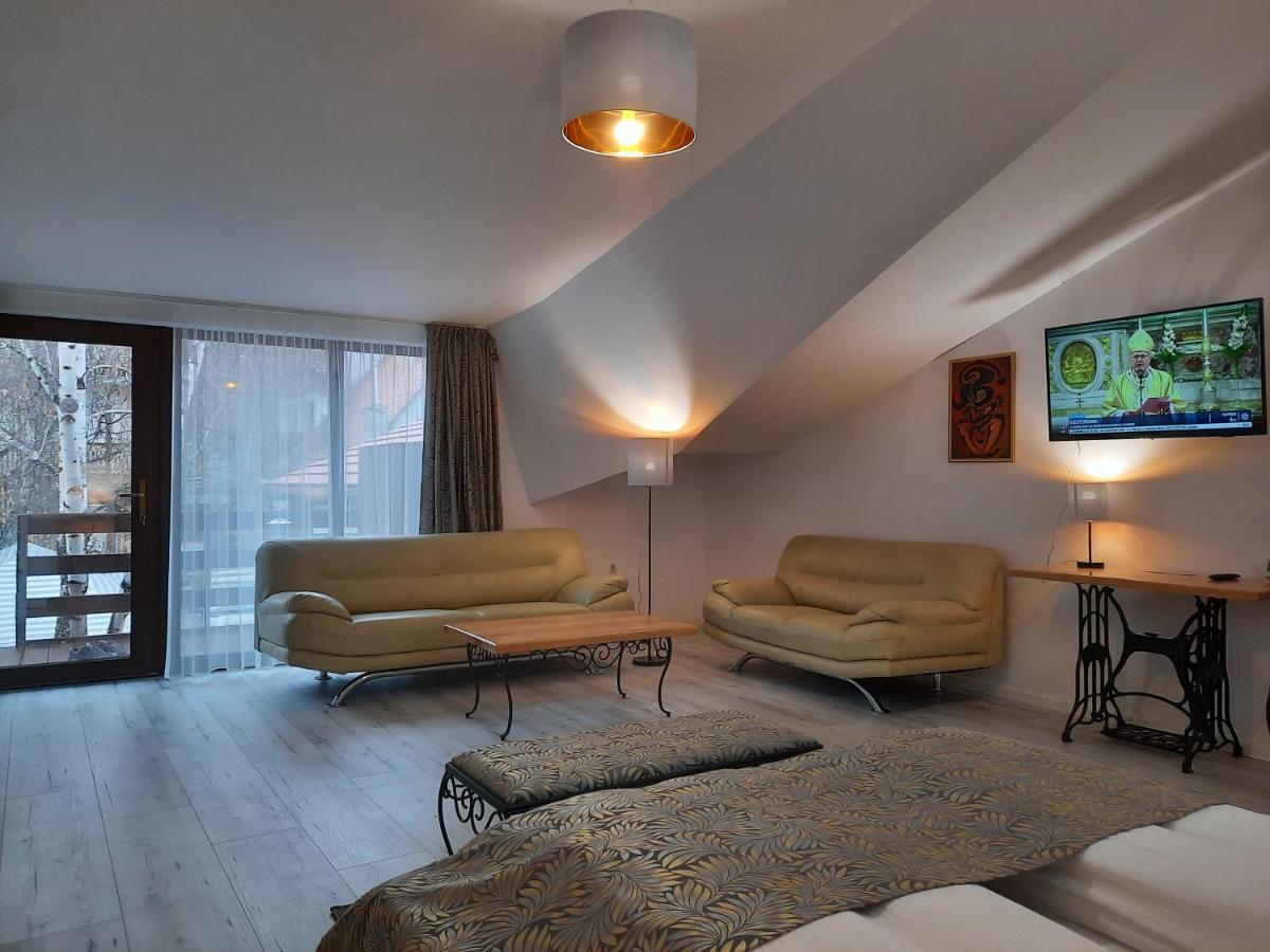 Bed and Breakfast Korona Panzio Odorheiu Secuiesc Exterior foto