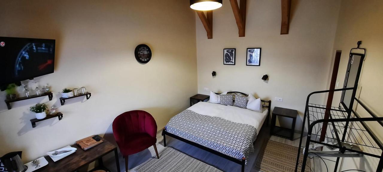 Bed and Breakfast Korona Panzio Odorheiu Secuiesc Exterior foto