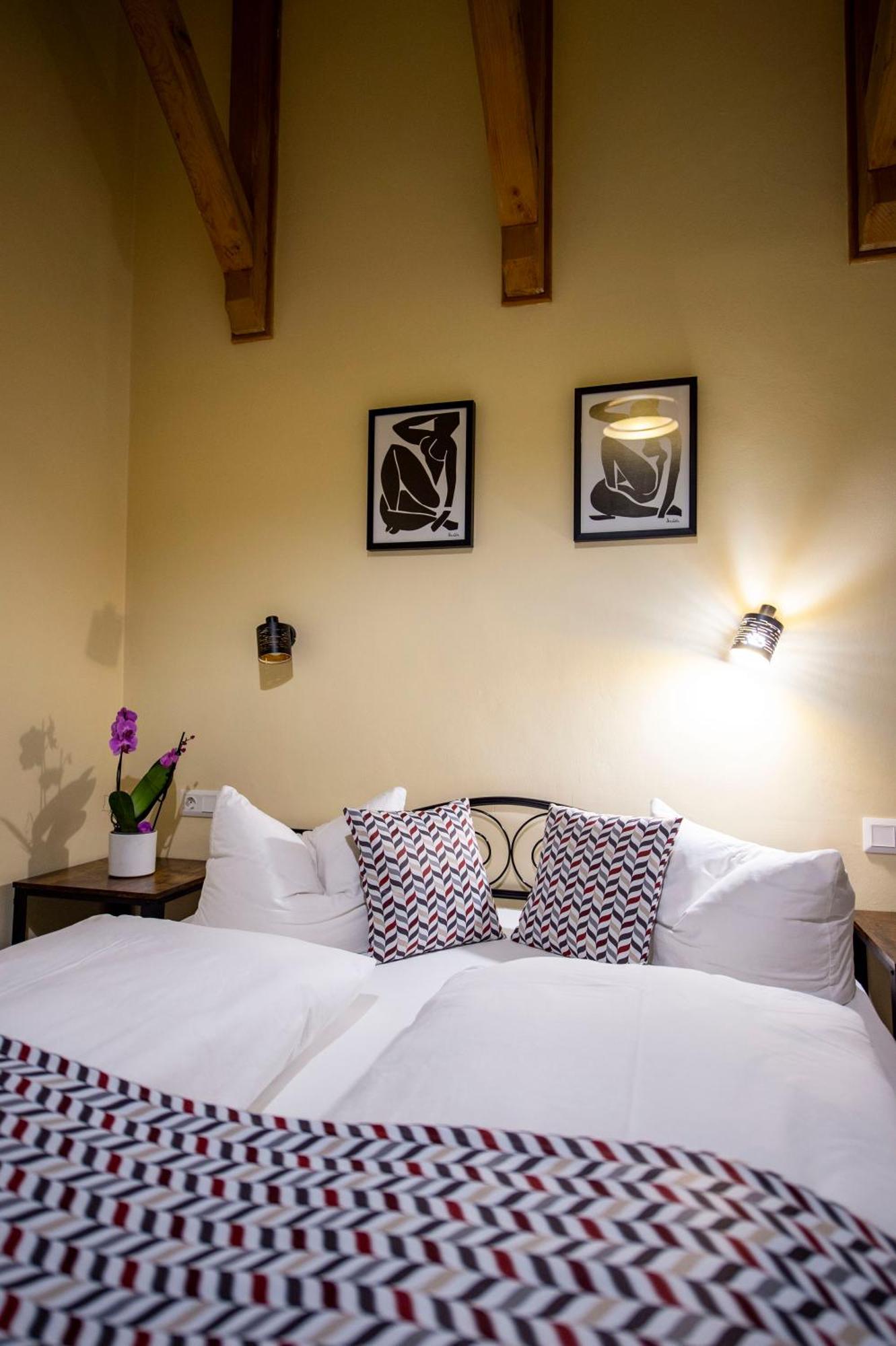 Bed and Breakfast Korona Panzio Odorheiu Secuiesc Exterior foto